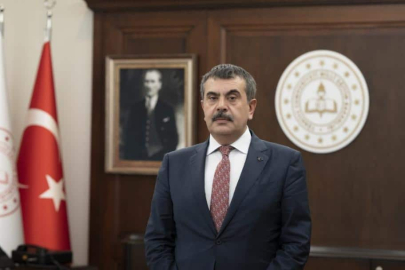 Bakan Tekin'den 'serbest kıyafet' açıklaması: "Velilere maddi külfet istemiyoruz"