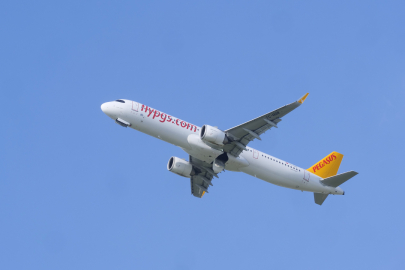 Bakan Uraloğlu açıkladı: Uçaklarda powerbank bulundurmak yasaklanabilir