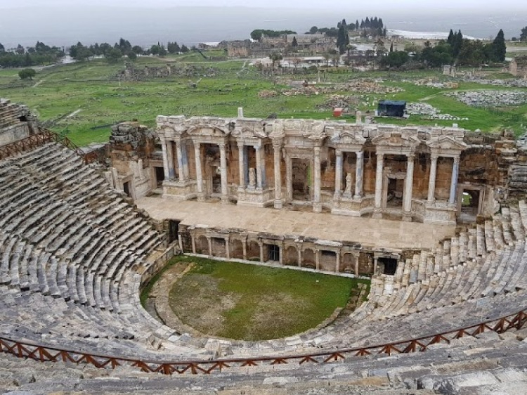 Hierapolis Antik Tiyatrosu