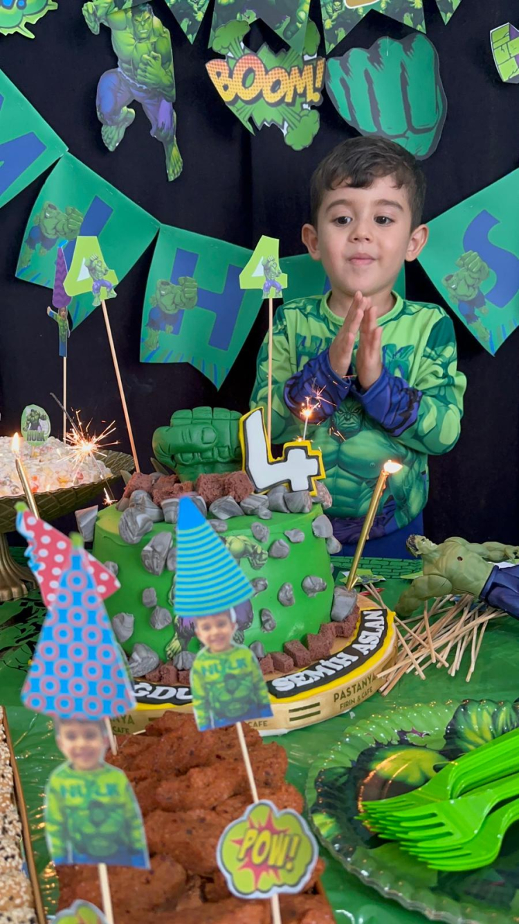 Boz ailesinin 4. yaş günü mutluluğu 3