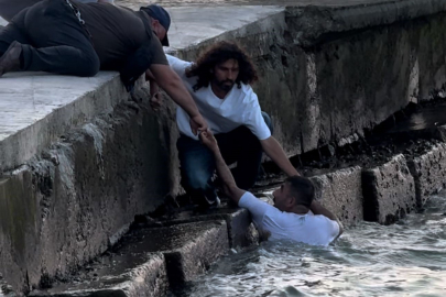 Samsun’da polisten kaçan şahıs denizde yakalandı