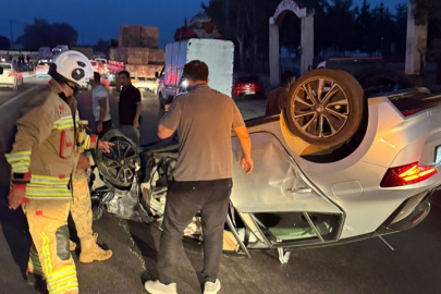 Hatay'da otomobil sepetli motosiklete çarptı: 6 yaralı