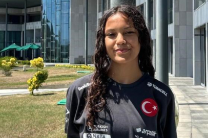 Körfezli Medine Ravza Güleç U15 Kız Milli Takımı’nda