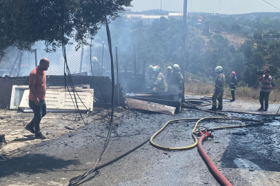 Ümraniye’de ev kömürlüğünde yangın