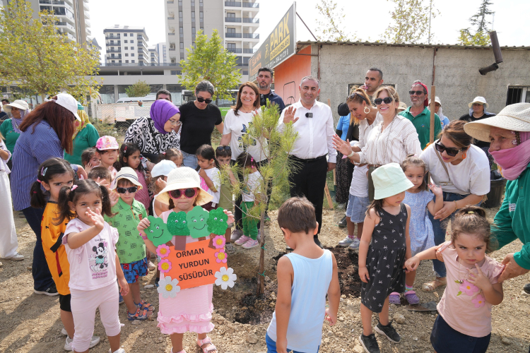 Adana Büyükşehir Belediye Başkan Vekili Güngör Geçer Ormanlar ciğerlerimiz, çocuklar geleceğimiz 3