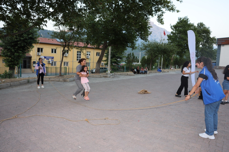 Adana Pozantı’da açık hava sinema gecesi 3