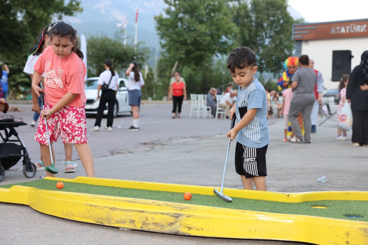 Adana Pozantı’da açık hava sinema gecesi 4