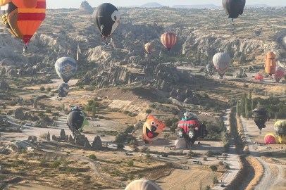Kapadokya Semalarında renkli şölen: 27 ülkeden 38 balon Nevşehir’de buluştu