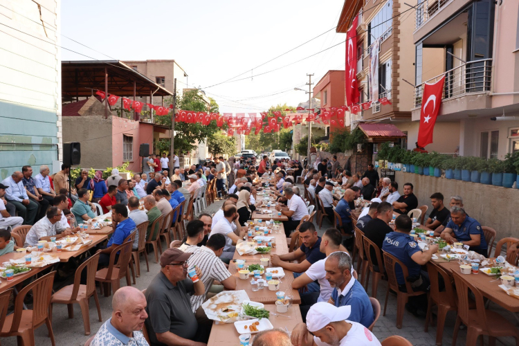 Şehit Özel Harekat Polisi Erhan Konuk, şehadetinin 8. yılında dualarla anıldı 2