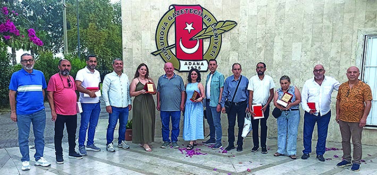 İLKHABER Gazetesi'ne Altınkoza Basın Yarışması’ndan ödül 3