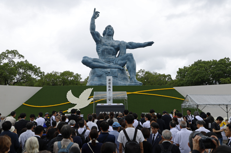 Nagazaki’de atom bombası felaketinin 80’inci yılı anıldı 2