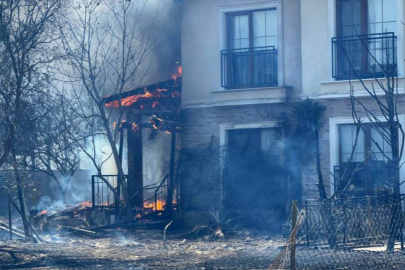 Çanakkale Kepez’de orman yangını villalara sıçradı