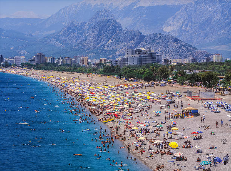 Antalya Gezi Rehberi 2025 Gezilecek Yerler, Plajlar, Antik Kentler, Yeme-İçme ve Tatil İpuçları 3
