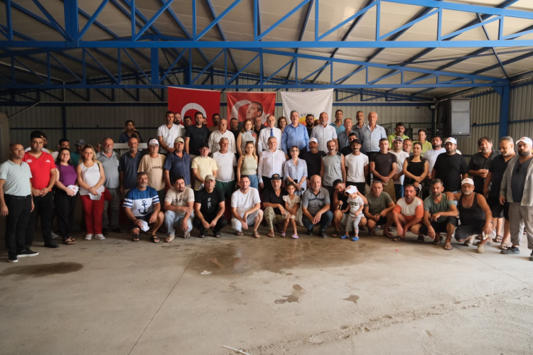 Adana Büyükşehir'den Karataşlı balıkçılara destek 120 balıkçıya ağ hibe edildi 2