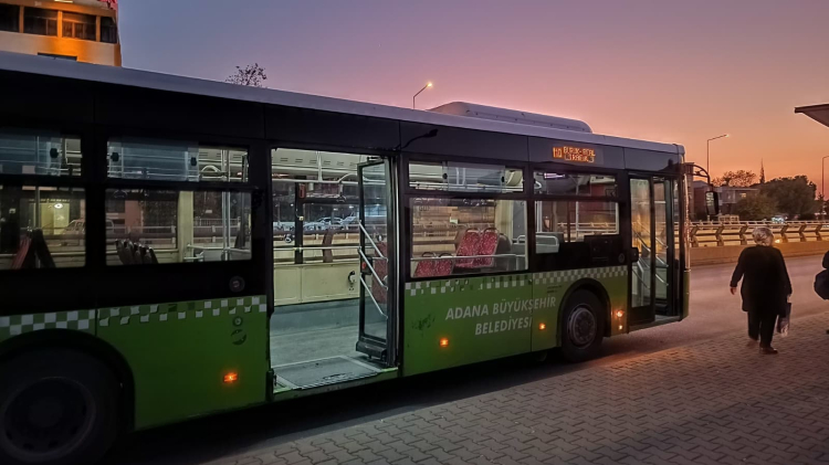 Adana'da toplu taşıma sorunu her geçen gün büyüyor 4