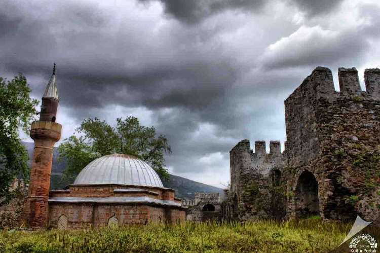 KARAMANOĞULLARI'NIN MİRASI: KİTABESİNDEKİ "CİHAT" VURGUSU