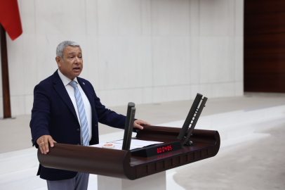 CHP'li Sümer: 'Adana'nın köylerinde telefon çekmiyor, internet yok'