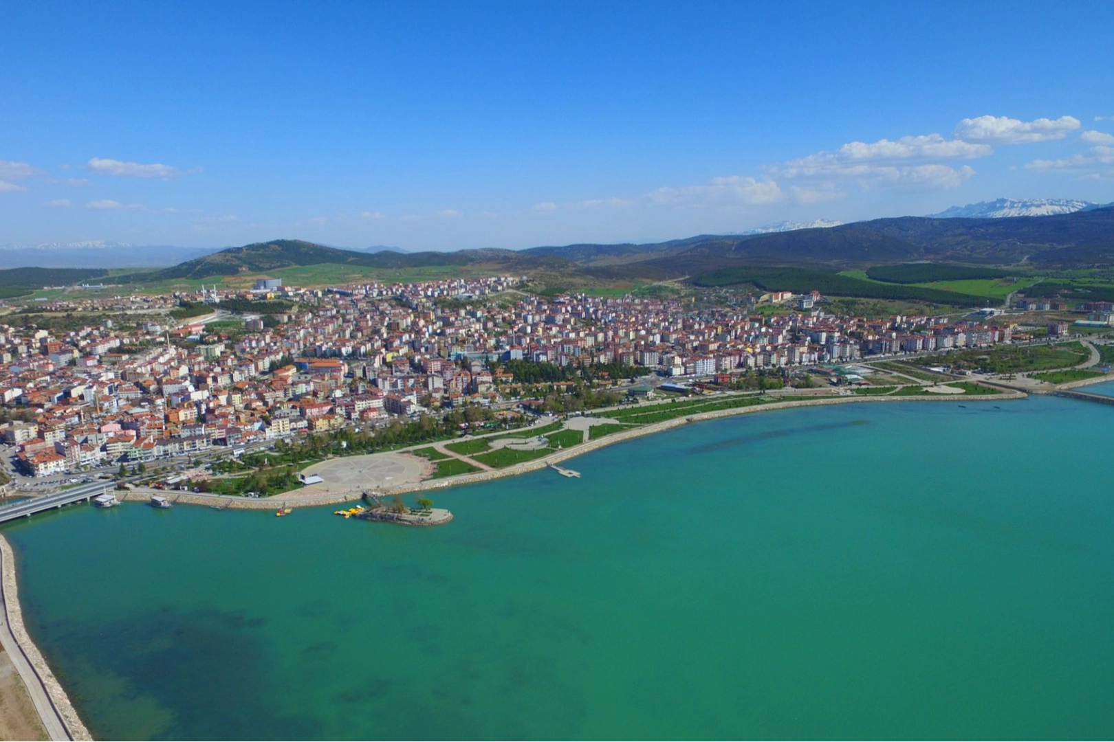 Mavinin her tonu orada: Adaları ve doğasıyla büyüleyen Beyşehir Gölü için bilmeniz gereken her şey