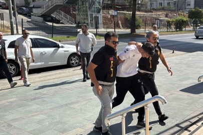 Alanya’da arkadaşını öldüren zanlı, sahte uzman çavuş kimliği ile yurtdışına kaçamadan tutuklandı