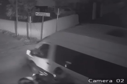 Hatay İskenderun’da motosiklet ile minibüs çarpıştı: 1 yaralı