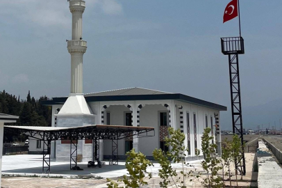 Osmaniye'nin en büyük camisi Cebelibereket Şehitlik Camii ibadete açıldı