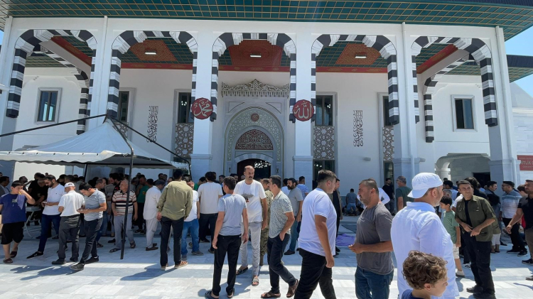 Osmaniye'nin en büyük camisi Cebelibereket Şehitlik Camii ibadete açıldı 2