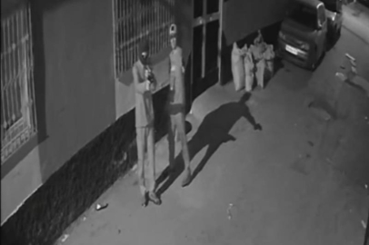 Adana'da akrabasının evine tabancayla ateş açan zanlı yakalandı