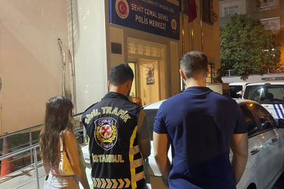 Bağcılar TEM’de araç içinde uygunsuz hareket: 2 kişi gözaltında