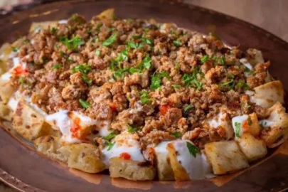 En Pratik Ziyafet: Evde Kıymalı Tirit Tarifi