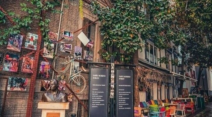 Tarihi Asansör ve Dario Moreno Sokağı