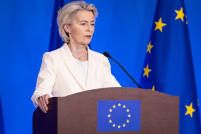 Ursula von der Leyen, Zelenskiy ile ABD’de Trump görüşmesine katılacak