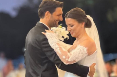 13 yıllık büyük aşk mutlu sona ulaştı: Ünlü oyuncu Taner Rumeli, Ceyda Aşık ile evlendi!