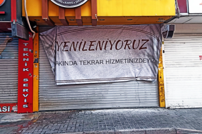 Böcek skandalı sonrası Adana’daki kuruyemişçi yenileniyor