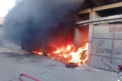 Hatay’ın Kırıkhan’da iş yeri alevlere teslim oldu