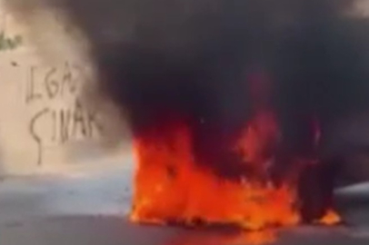 Osmaniye’de hafif ticari araç alev alev yandı: İtfaiye ekipleri müdahale etti