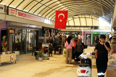 Tarihi Uzun Çarşı’nın ruhu prefabrik çarşıda yaşıyor