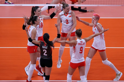 FİLENİN SULTANLARI 2025 DÜNYA ŞAMPİYONASI MAÇ TAKVİMİ: Türkiye - İspanya Maçı Ne Zaman, Saat Kaçta ve Hangi Kanalda Canlı Yayınlanacak?