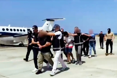 Kırmızı bültenle aranan 3 suçlu Türkiye'ye getirildi