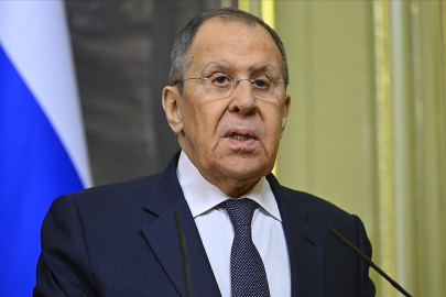 Lavrov: Putin, Zelenskiy ile görüşmeye hazır