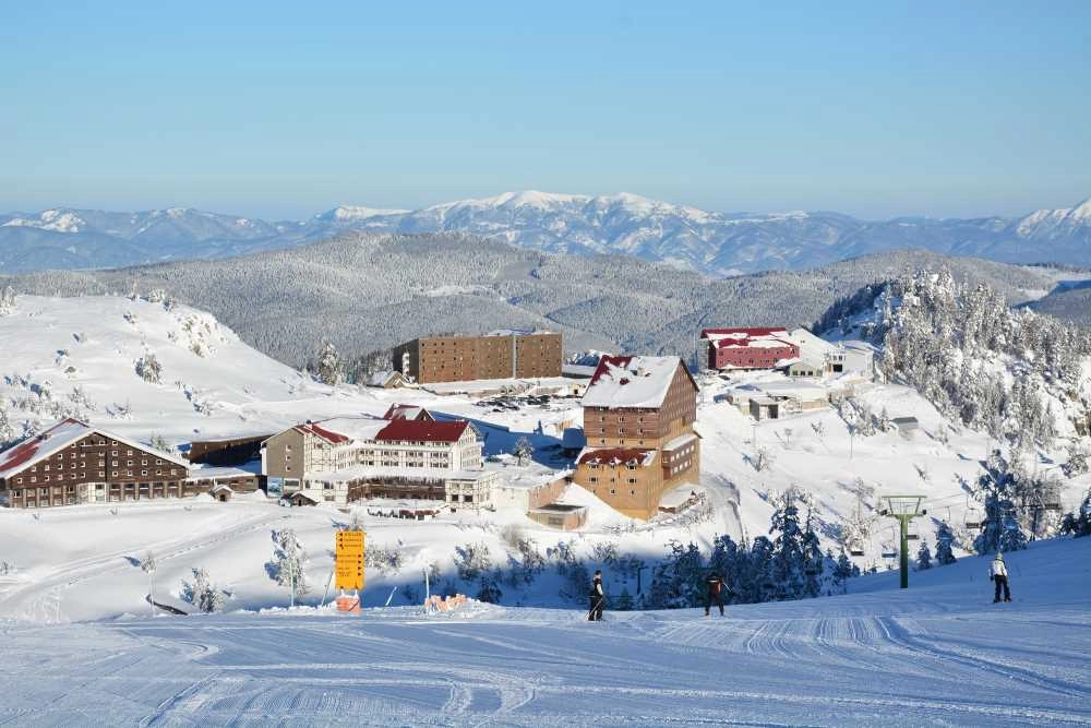 Bolu'da Kış Cenneti: Kartalkaya Kayak Merkezi