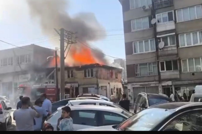 Bursa’da 2 katlı ev alevlere teslim oldu