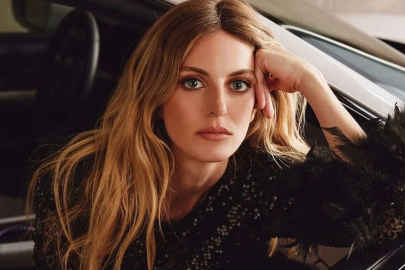 Oyuncu Bige Önal’ı akrep soktu! Hastaneye kaldırıldı