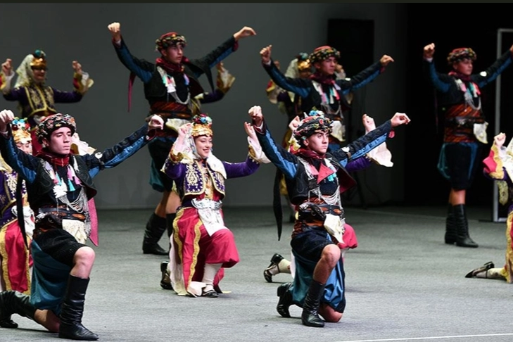 Ülkemizde Ritmiyle Hayran Bırakan Halk Oyunları