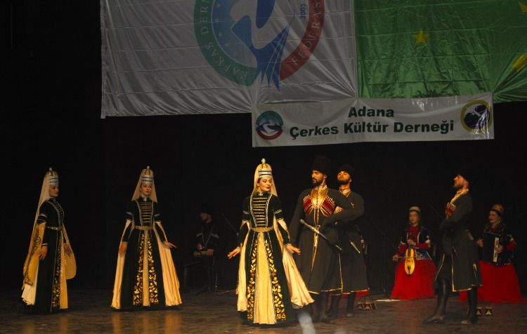 Çerkes Dansı