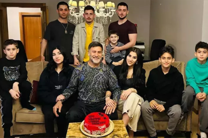 İzzet Yıldızhan 9 çocuğuyla Bodrum’da tatilde! Eşi Ajda Yıldızhan’ı ilk kez paylaşmıştı