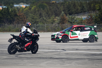 Toprak Razgatlıoğlu ve Ali Türkkan Castrol Performance Day Etkinliğinde Buluştu