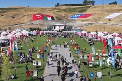 Malazgirt Zaferi’nin 954. yıl dönümü Ahlat’ta coşkuyla kutlanıyor