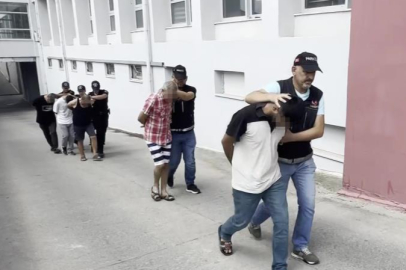 Adana’da uyuşturucu operasyonu: “bağımlıyız” diyen 5 şüpheli tutuklandı