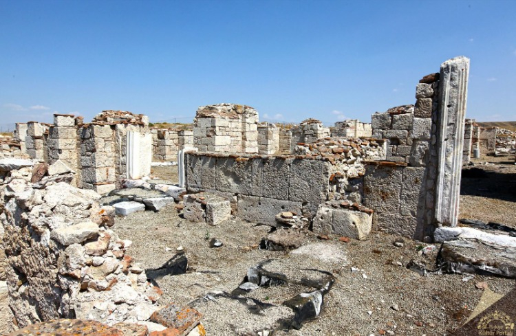 KAZI ÇALIŞMALARI VE ÖNEMLİ BULUNTULAR