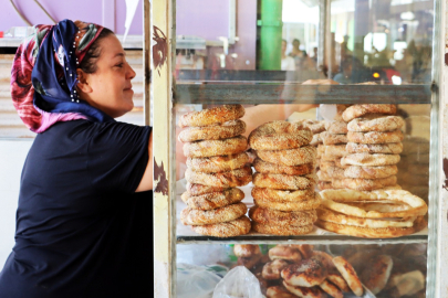 Kadın emeği sofralarda ve aile bütçesinde hayat buluyor